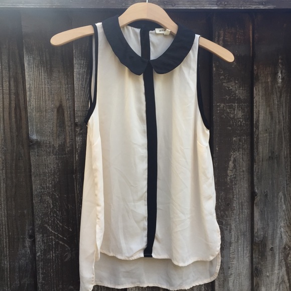 monteau Tops - 🔴 Monteau | Collared Sleeveless Blouse